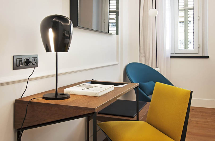 Contract Hotel One Shot Reina Victoria Valencia